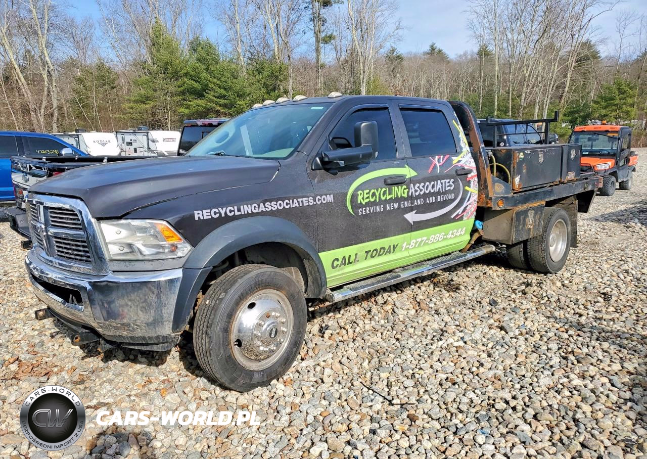 2012 Dodge Ram Chassis Cab Flatbed Truck