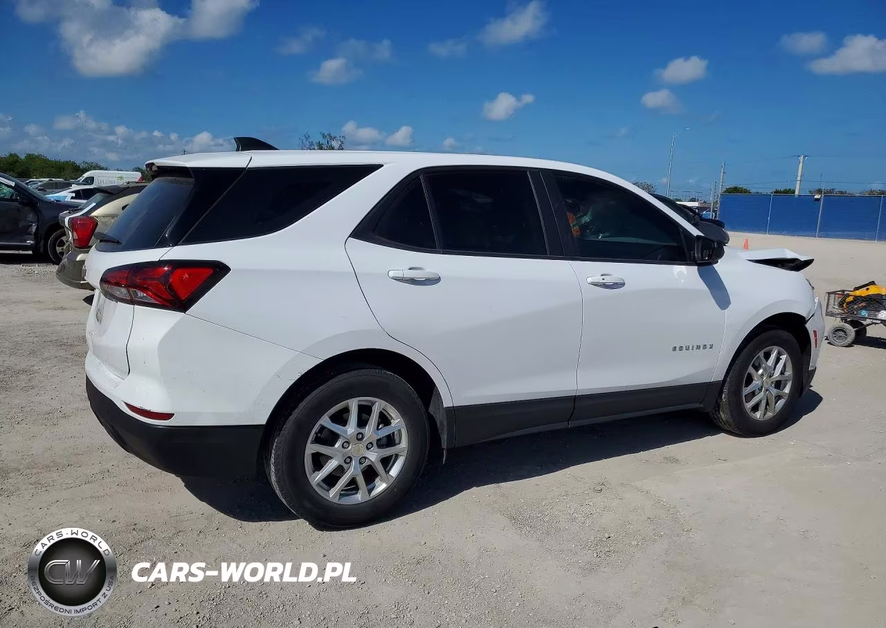 2023 Chevrolet Equinox Ls VIN:3GNAXHEG0PL125766 - 3