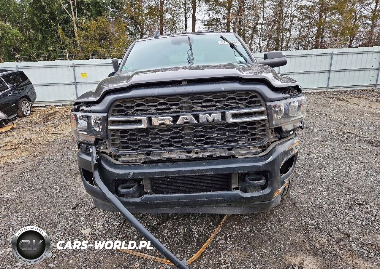 2022 Ram 3500 VIN:3C7WRSCL4NG339321 - 5