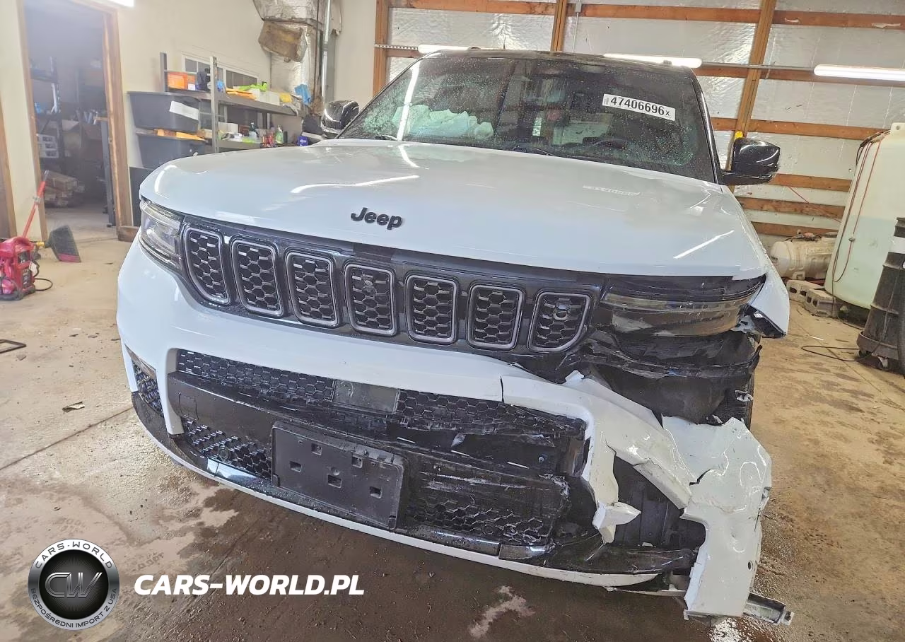 2023 Jeep Grand Cherokee L Summit VIN:1C4RJKET4P8103825 - 5