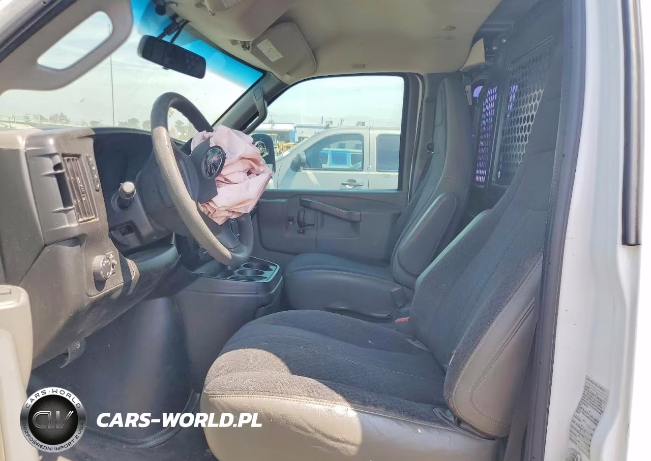 2019 GMC Savana 2500 Cargo Utility - Service Van VIN:1GTW7AFGXK1249256 - 7
