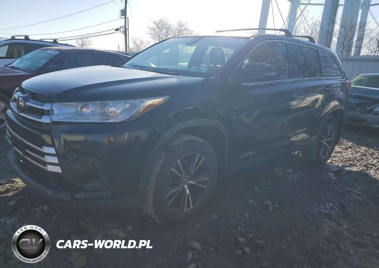 2019 Toyota Highlander Le
