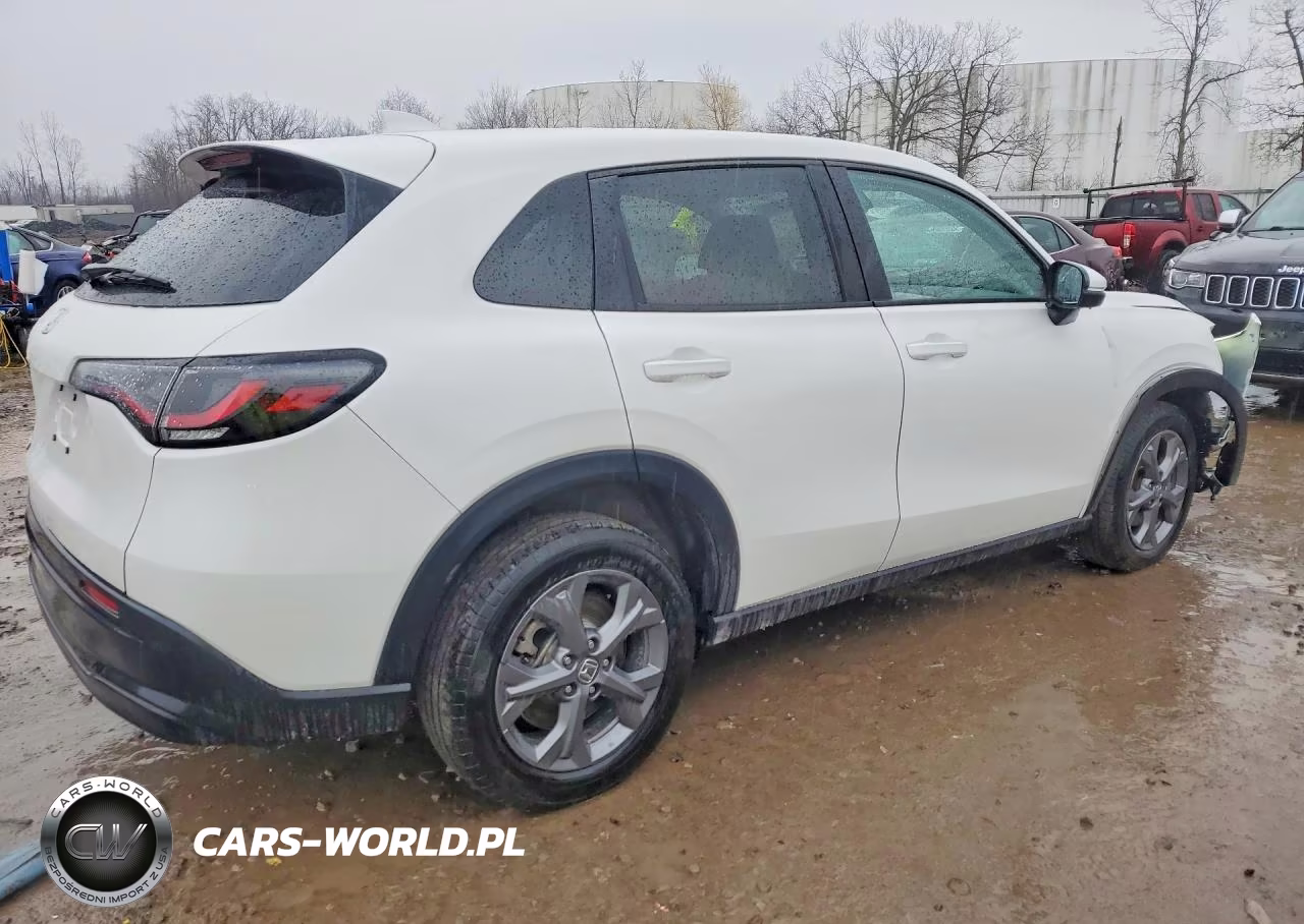 2026 Honda Hr-V Lx VIN:3CZRZ2H3XTM705746 - 3