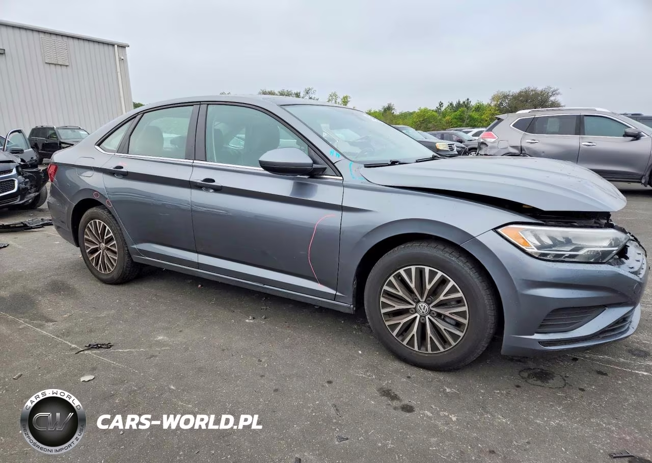 2019 Volkswagen Jetta S VIN:3VWC57BU8KM102201 - 4