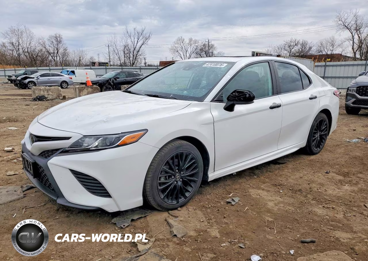 2020 Toyota Camry Se Nightshade