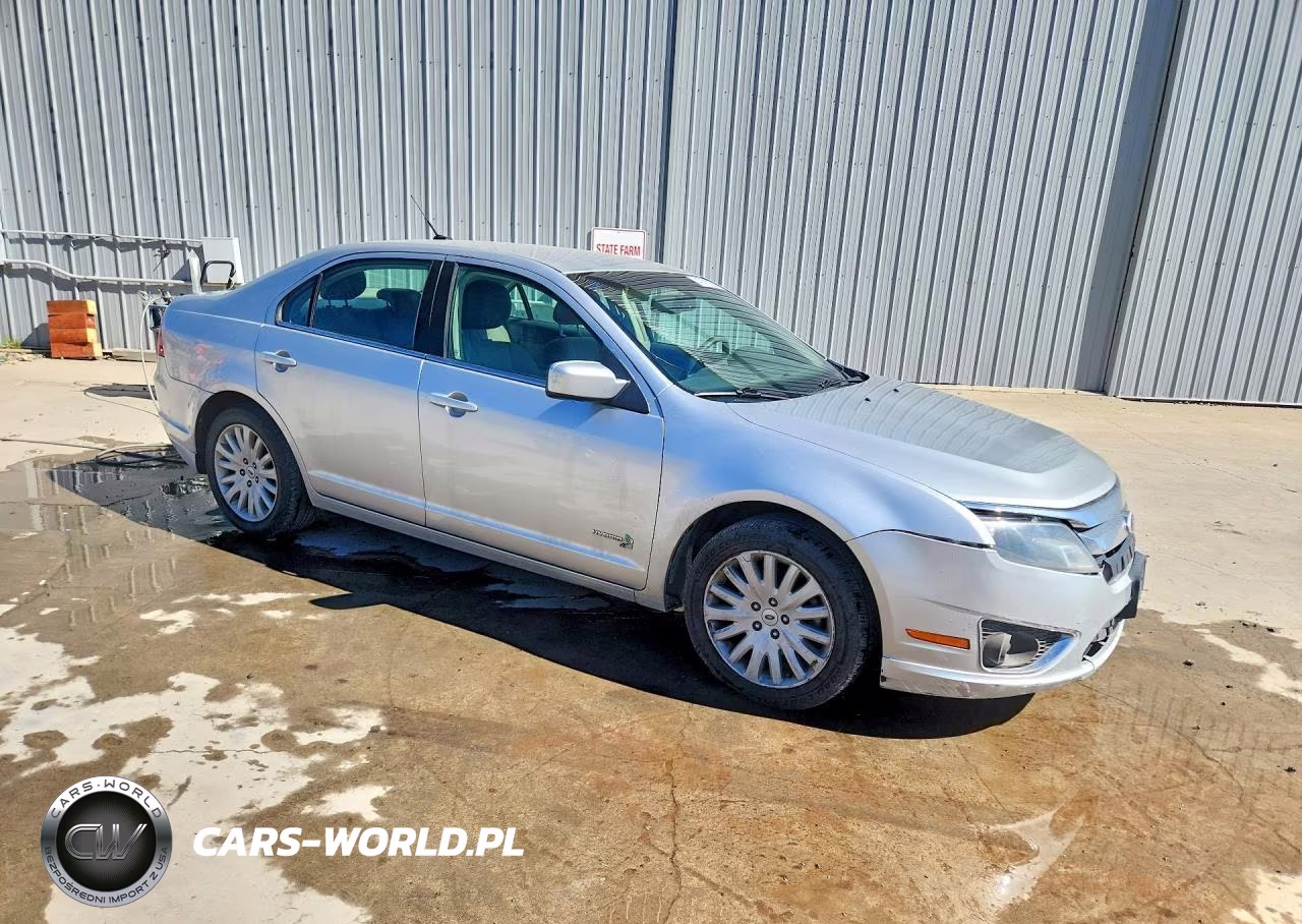 2011 Ford Fusion Hybrid VIN:3FADP0L3XBR335293 - 4