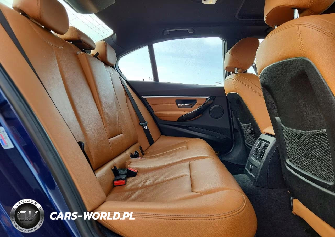 2018 BMW 330 Xi VIN:WBA8D9C51JEM33783 - 10