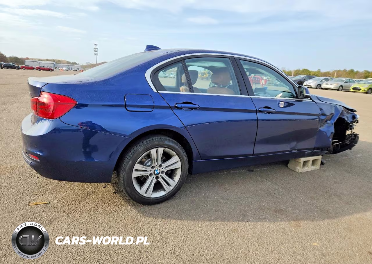 2018 BMW 330 Xi VIN:WBA8D9C51JEM33783 - 3