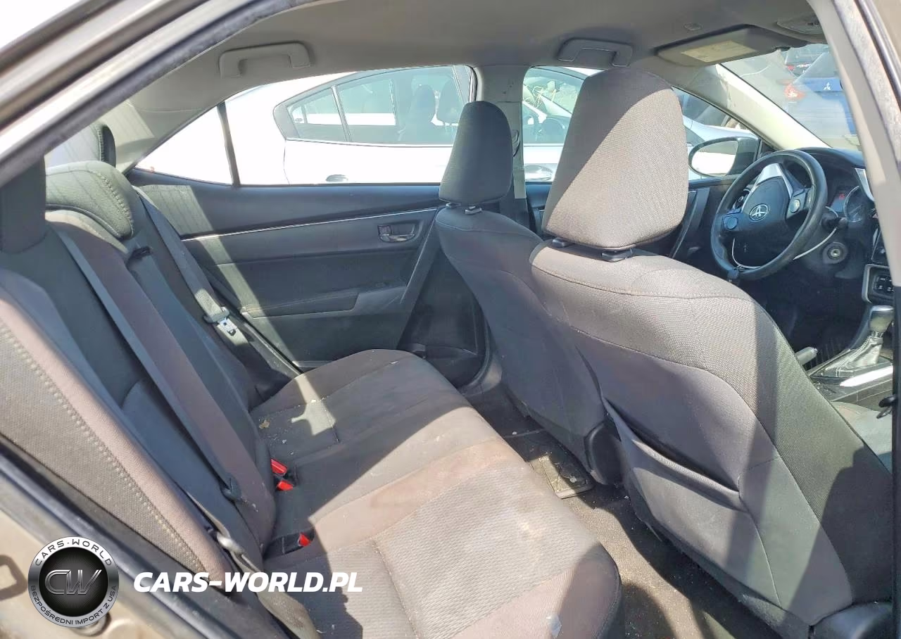 2019 Toyota Corolla Le VIN:5YFBURHEXKP921703 - 10