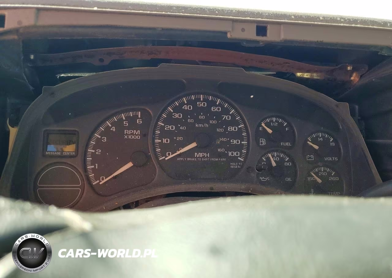 2002 Chevrolet Suburban C1500 VIN:1GNEC16T92J199283 - 9