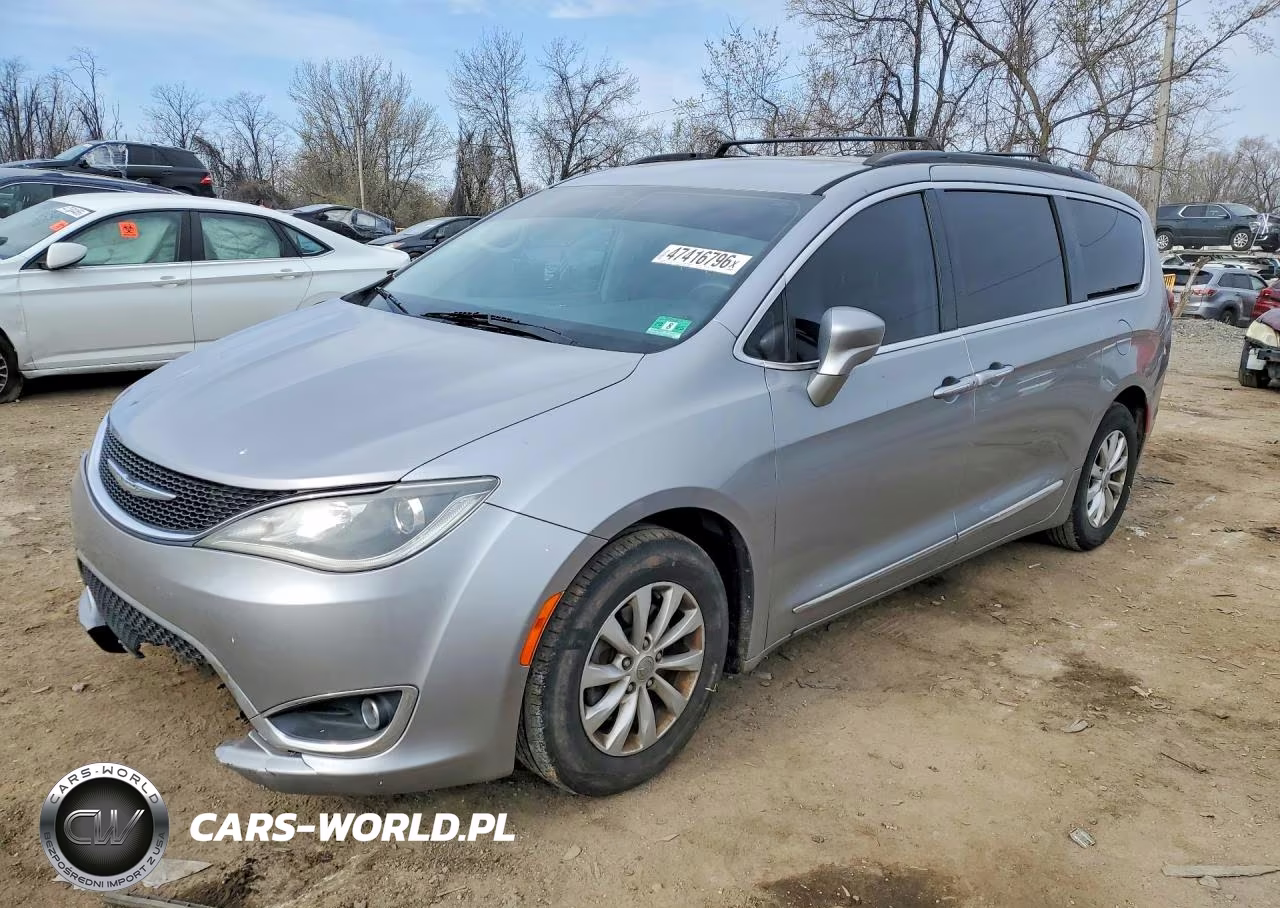 2017 Chrysler Pacifica Touring L