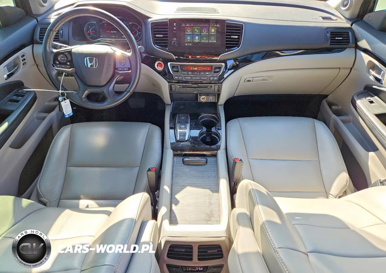 2020 Honda Pilot Touring VIN:5FNYF5H6XLB012556 - 8