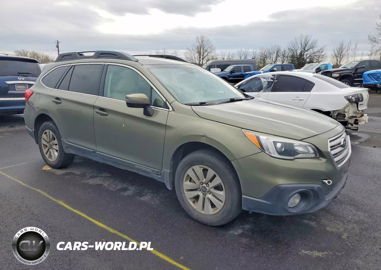 2016 Subaru Outback 2.5I Premium VIN:4S4BSAFC2G3327160 - 4