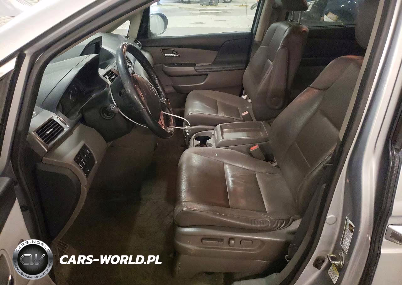 2016 Honda Odyssey Touring VIN:5FNRL5H95GB164659 - 7