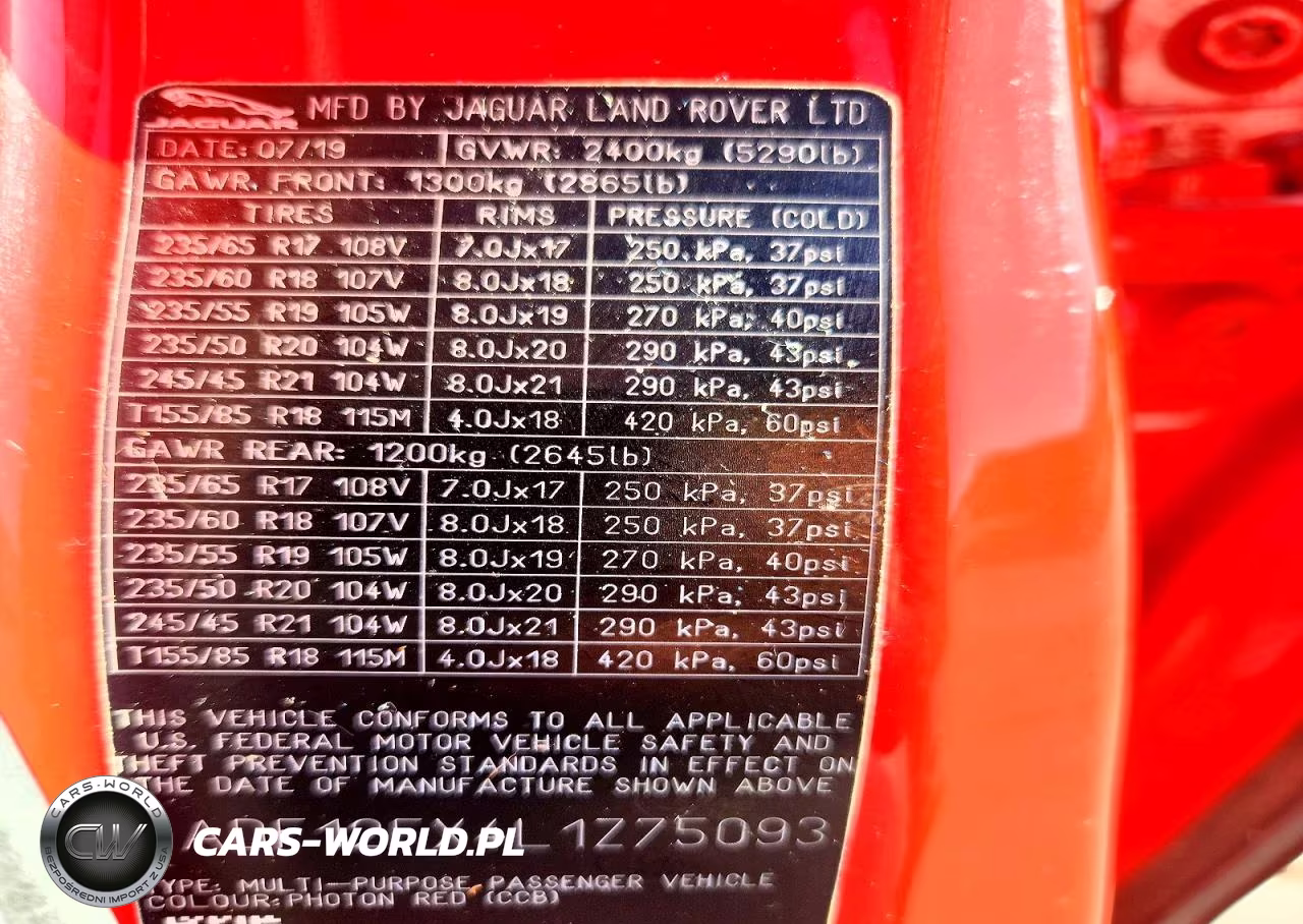 2020 Jaguar E-Pace Checkered Flag VIN:SADF12FX4L1Z75093 - 12