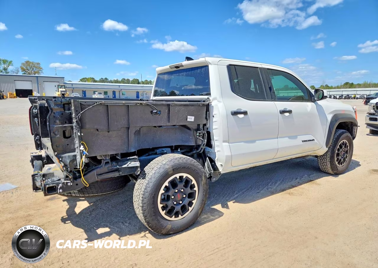 2025 Toyota Tacoma Trd Off-Road VIN:3TYLB5JN2ST079416 - 3