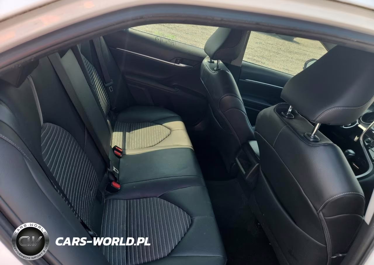 2018 Toyota Camry Se VIN:4T1B11HK5JU521559 - 10