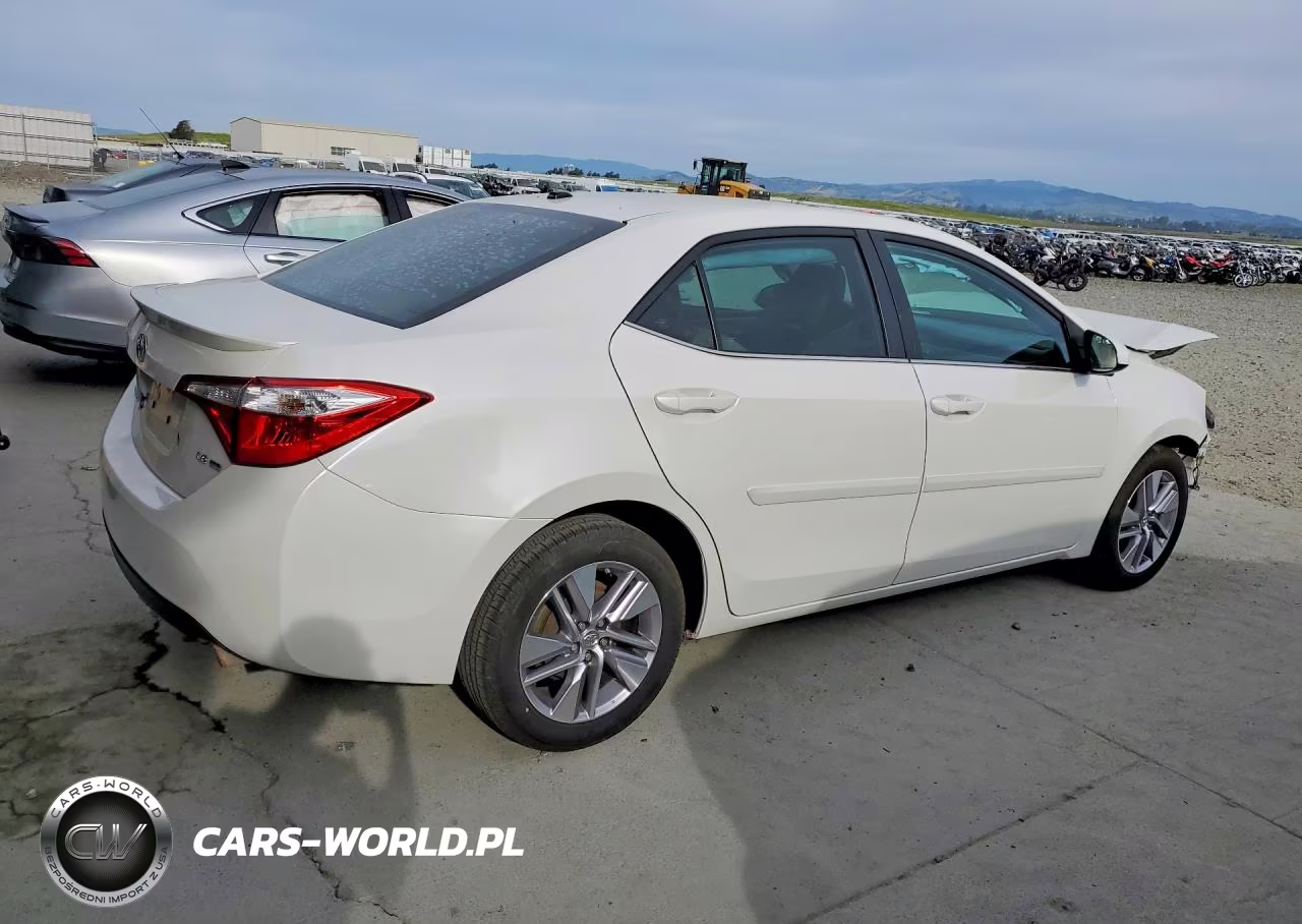 2016 Toyota Corolla Le Eco Premium VIN:5YFBPRHE2GP404474 - 3