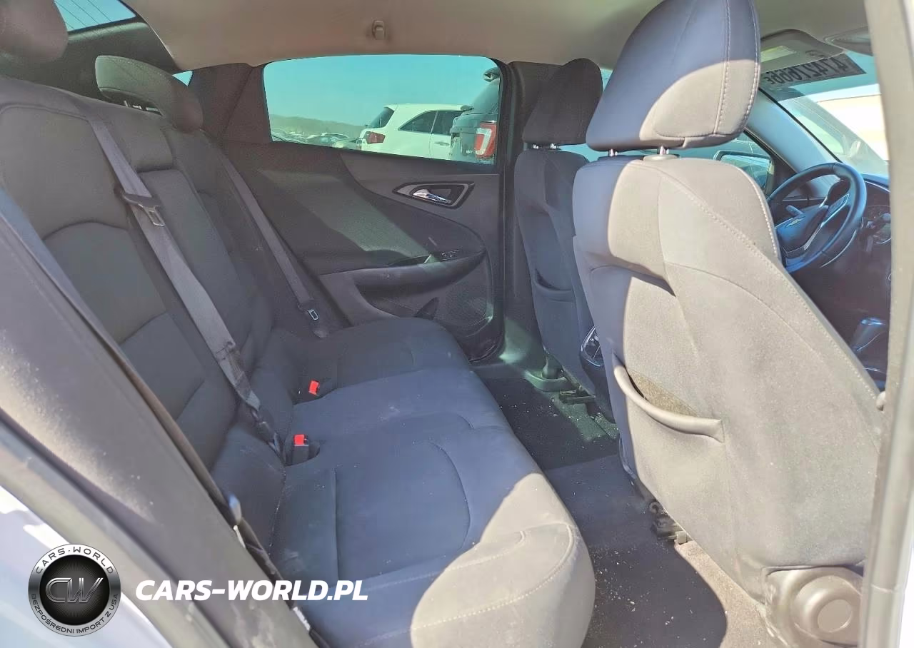 2017 Chev Malibu Lt VIN:1G1ZE5ST1HF209262 - 10