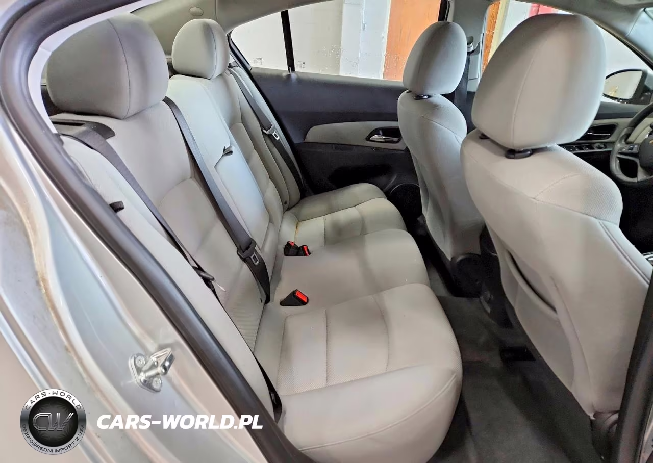 2015 Chevrolet Cruze Lt VIN:1G1PC5SB2F7243870 - 10