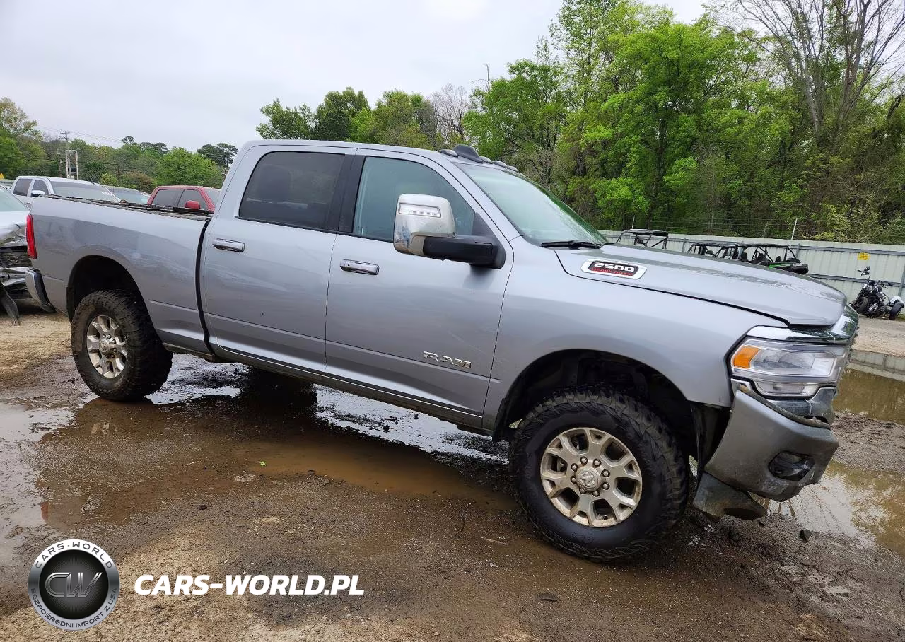 2024 Ram 2500 Laramie VIN:3C6UR5FJ4RG395529 - 4