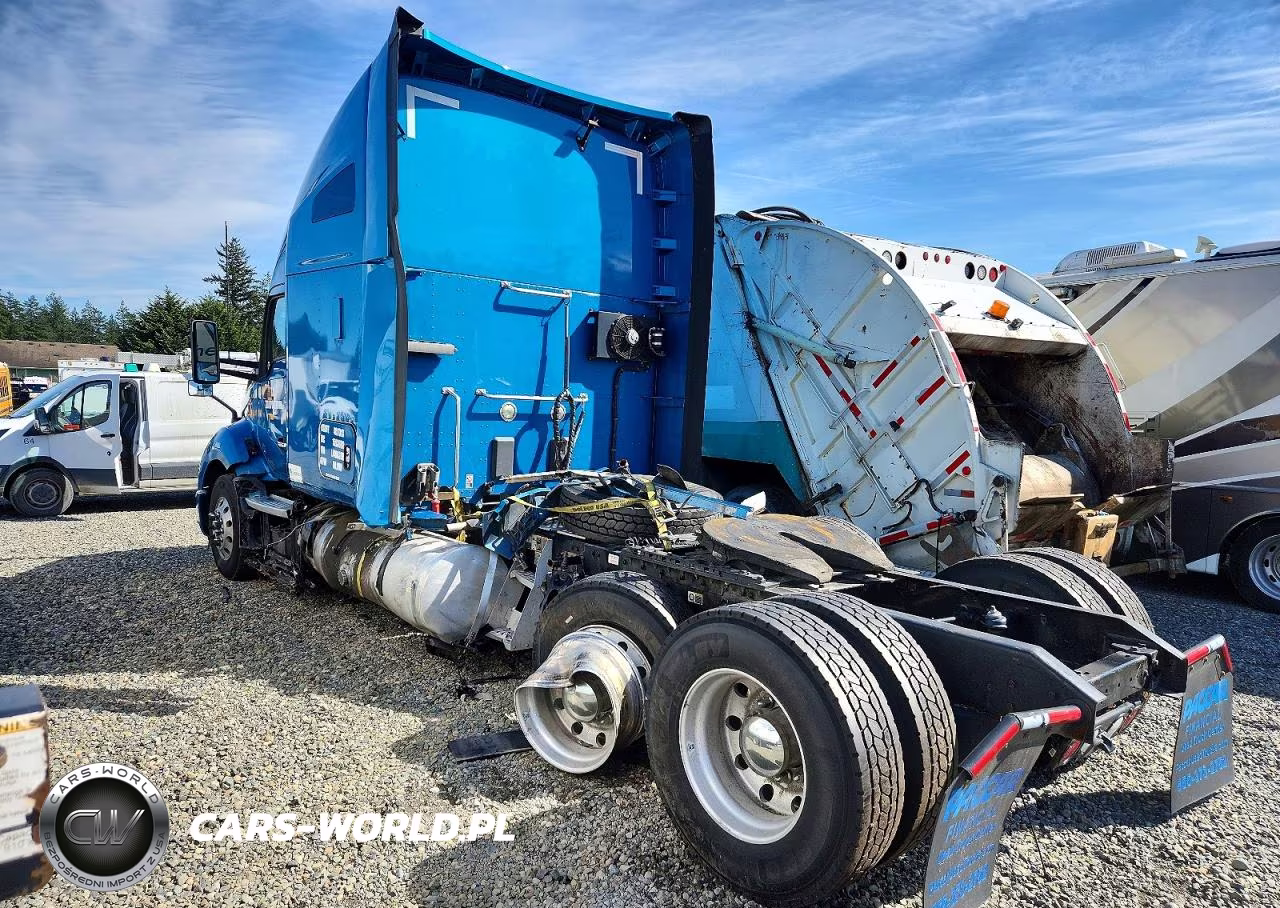 2020 Kenworth Construction T680 VIN:1XKYDP9X8LJ406398 - 3