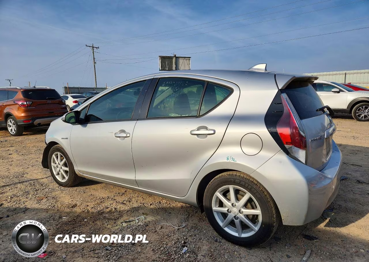 2015 Toyota Prius C Four VIN:JTDKDTB36F1089369 - 2