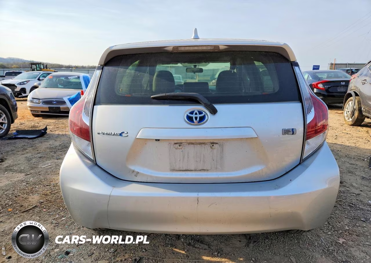 2015 Toyota Prius C Four VIN:JTDKDTB36F1089369 - 6