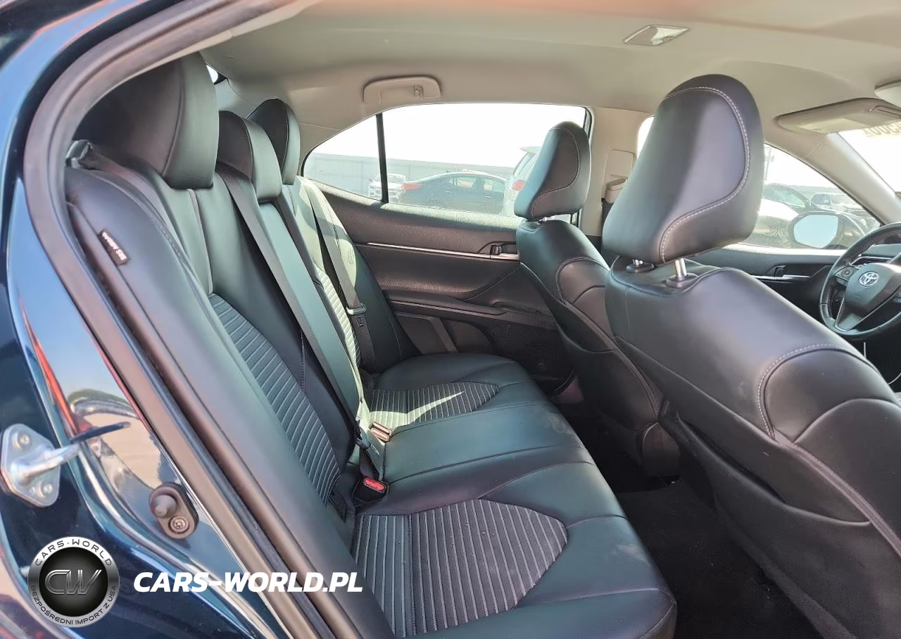 2021 Toyota Camry Se VIN:4T1G11AKXMU586721 - 10
