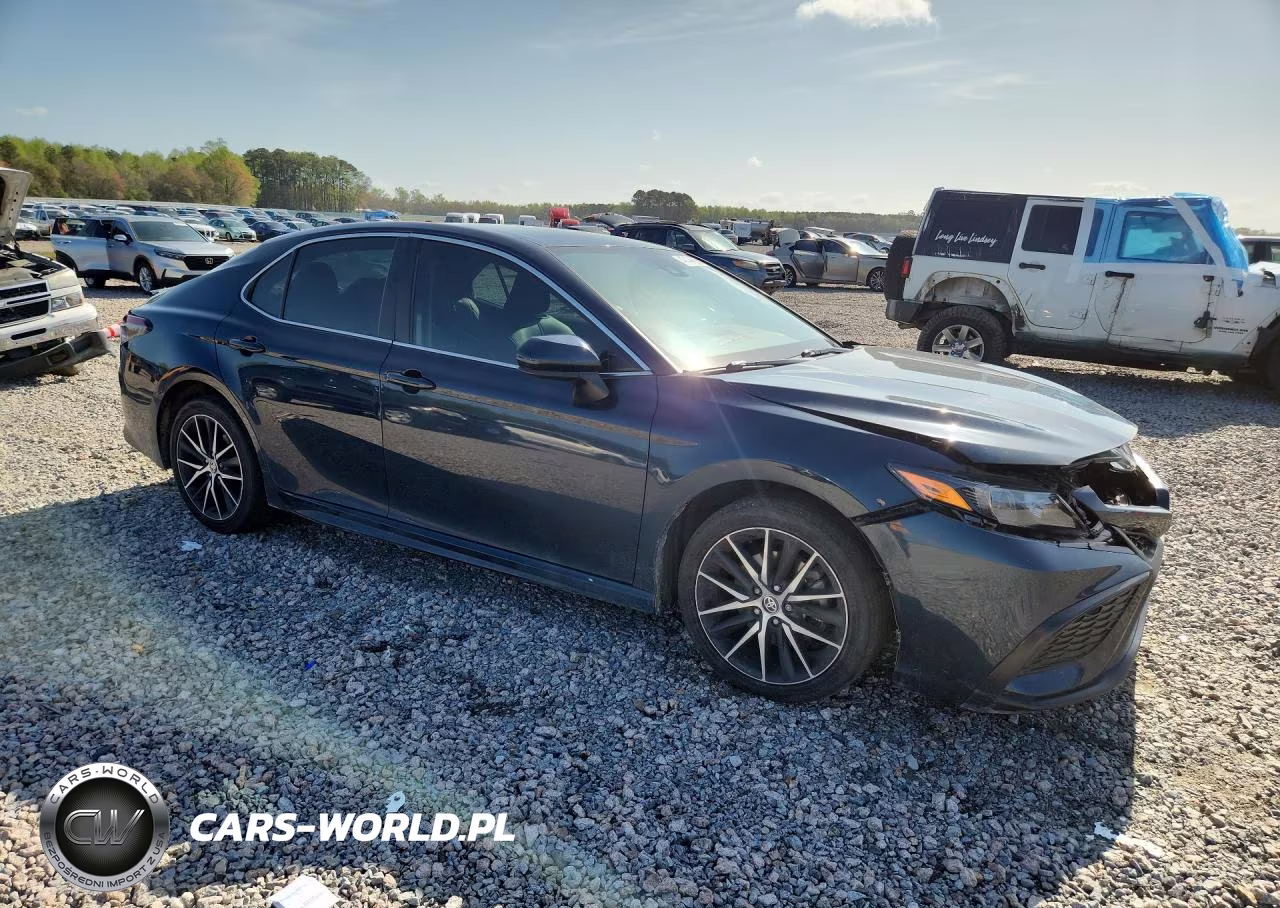 2021 Toyota Camry Se VIN:4T1G11AKXMU586721 - 4