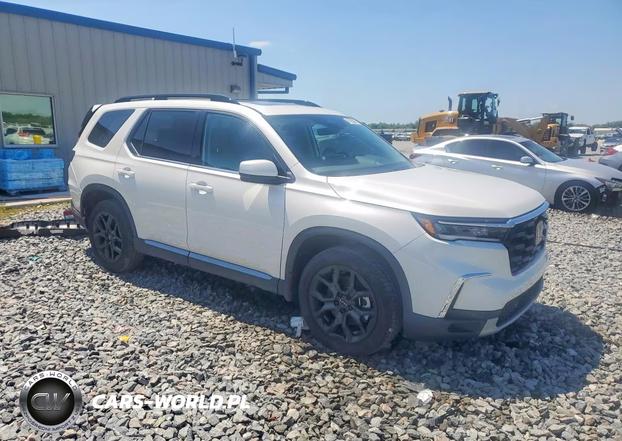 2025 Honda Pilot Touring VIN:5FNYG1H70SB176881 - 4
