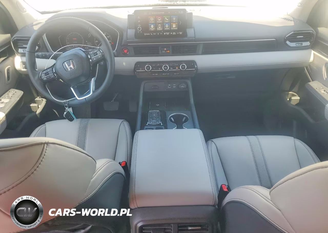 2025 Honda Pilot Touring VIN:5FNYG1H70SB176881 - 8