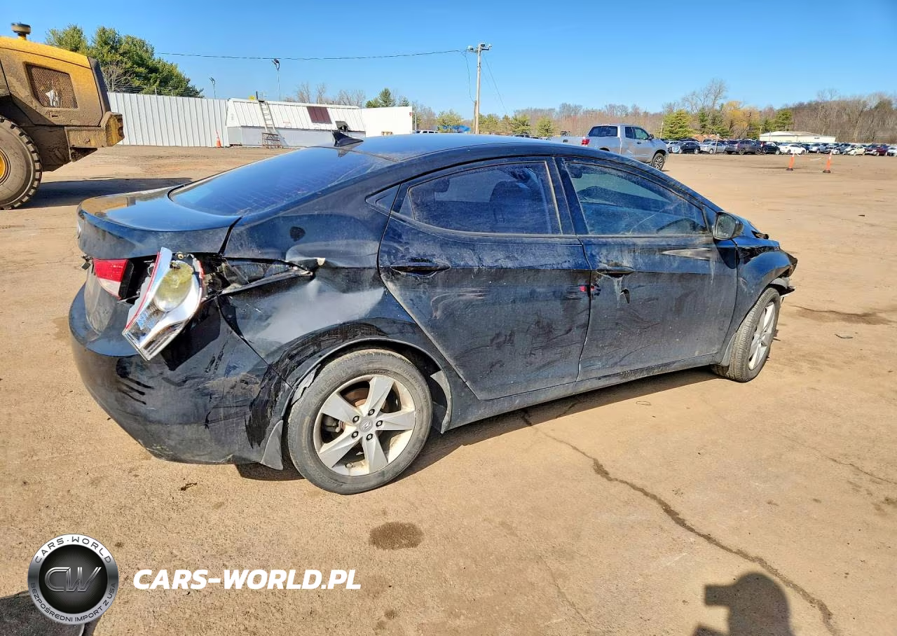 2013 Hyundai Elantra Gls VIN:5NPDH4AE1DH313191 - 3