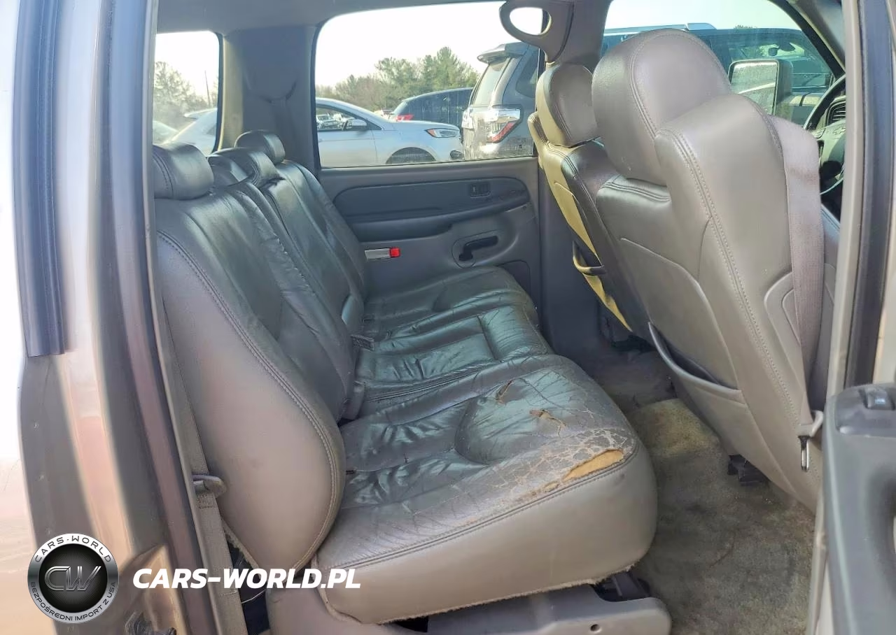 2003 Chevrolet Suburban K1500 VIN:3GNFK16Z63G105780 - 10