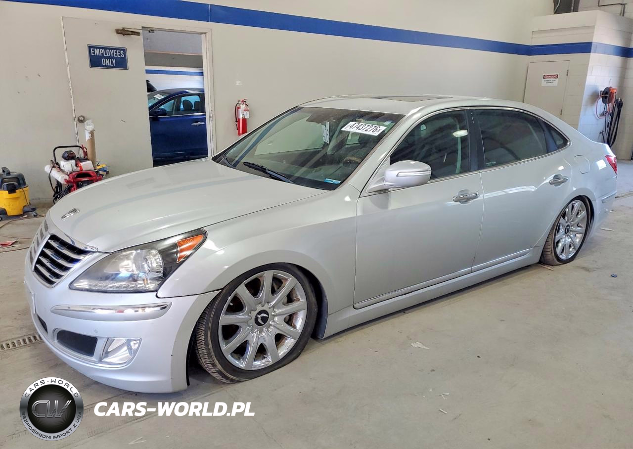 2013 Hyundai Equus Signature