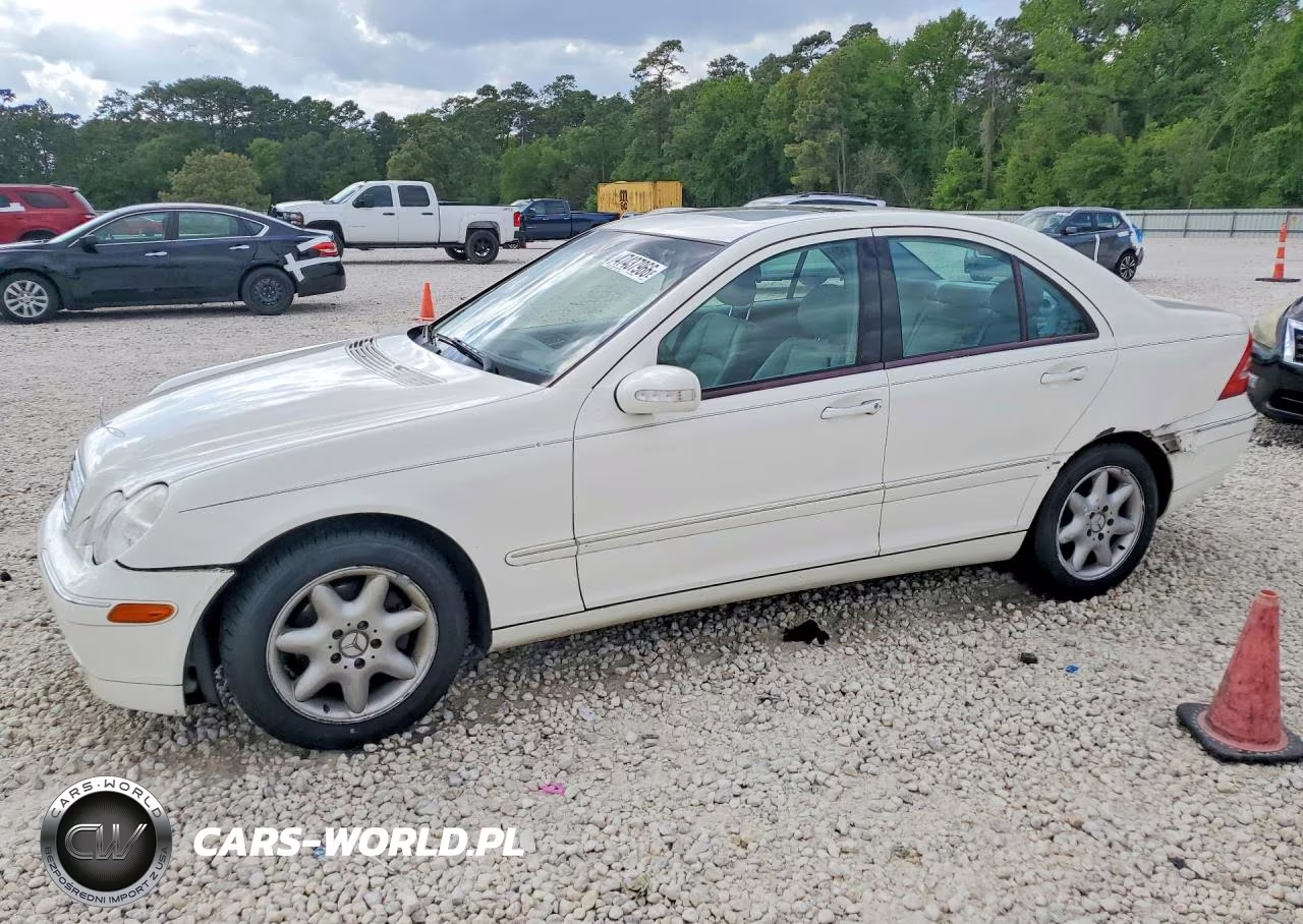 2004 Mercedes-Benz C 240