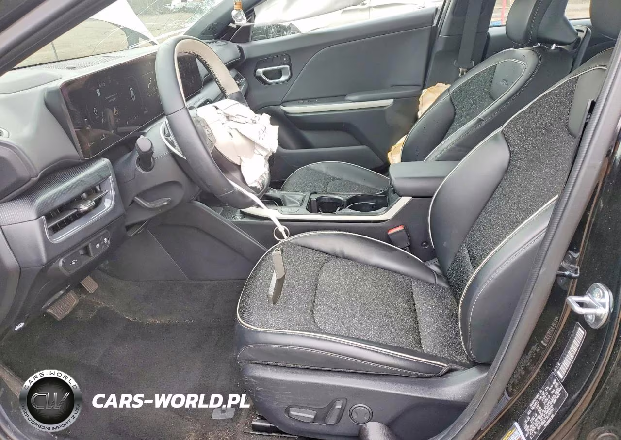 2025 Kia K4 Gt-Line VIN:3KPFW4DE7SE037031 - 7