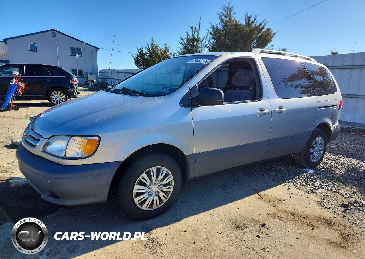 2002 Toyota Sienna Le