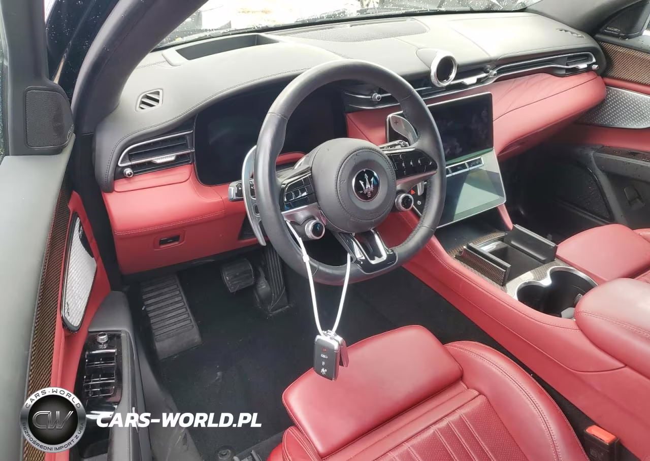 2023 Maserati Grecale Modena VIN:ZN682AVM7P7434172 - 8