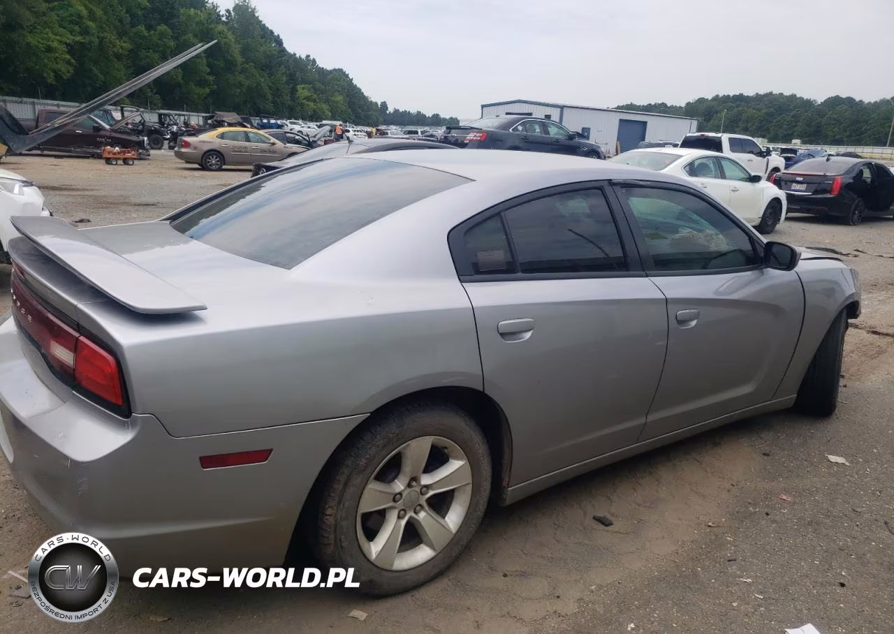 2013 Dodge Charger VIN:2C3CDXBG4DH638536 - 3
