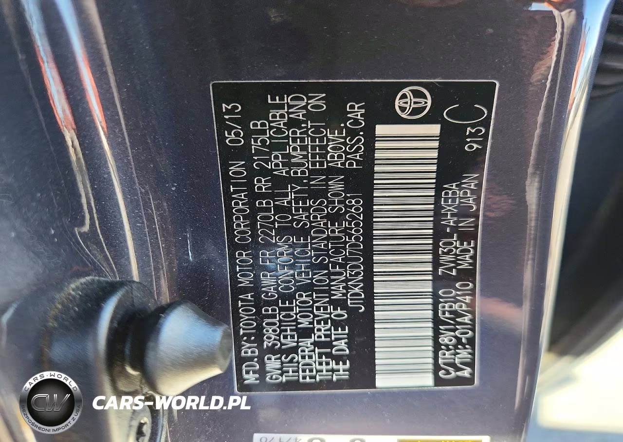 2013 Toyota Prius Two VIN:JTDKN3DU7D5652681 - 13