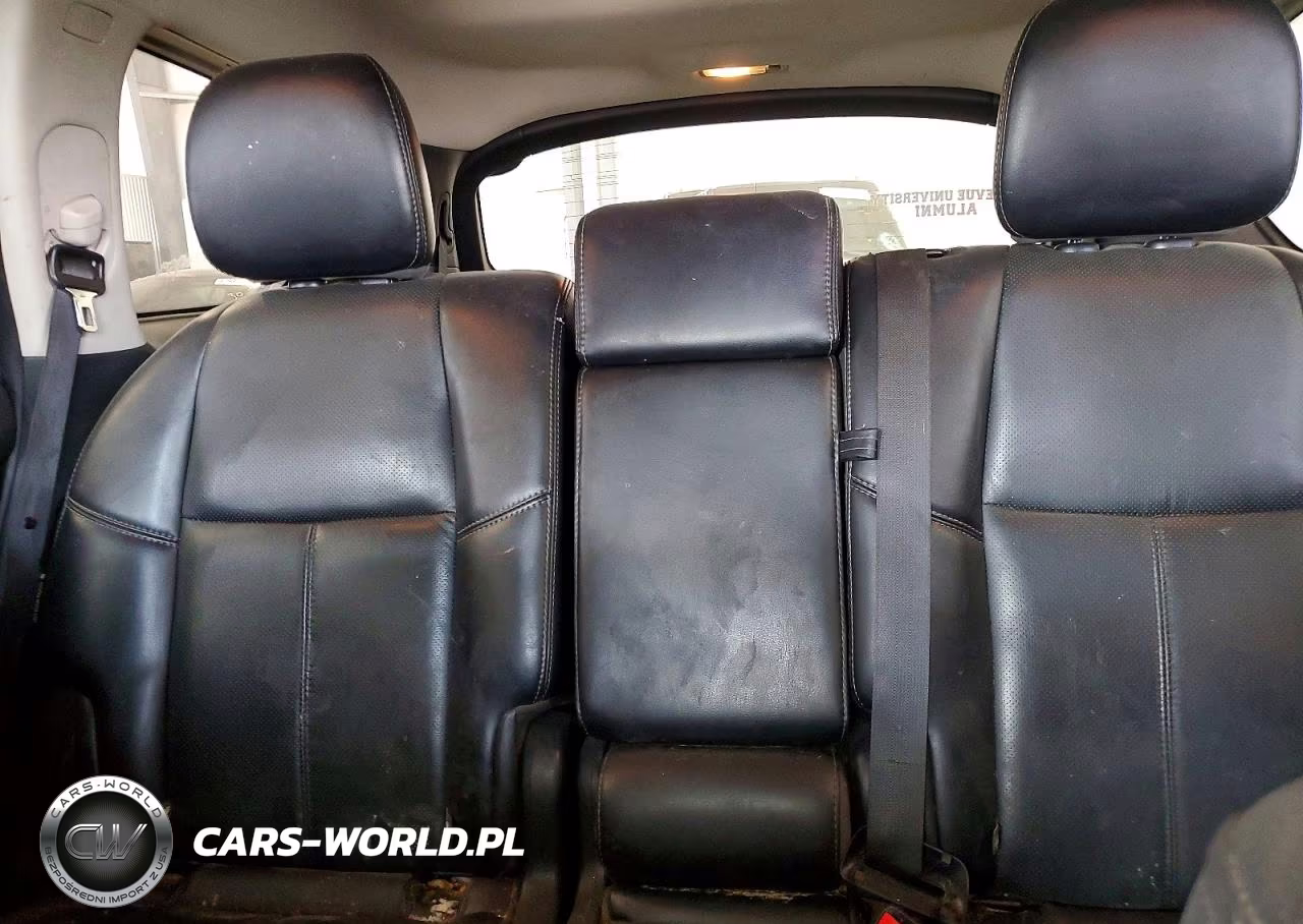 2018 Nissan Pathfinder Platinum VIN:5N1DR2MM4JC635993 - 10