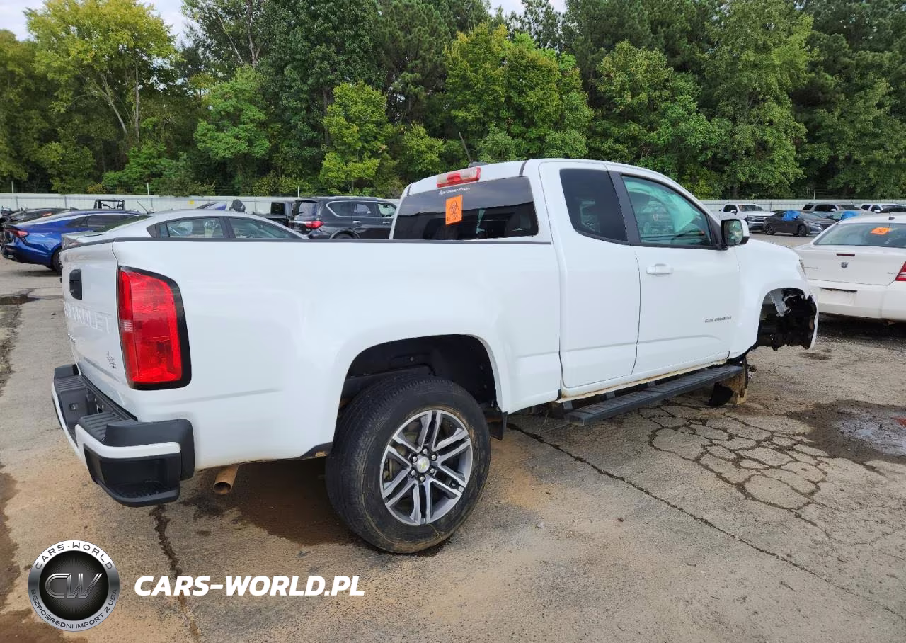 2021 Chevrolet Colorado VIN:1GCHSBEA0M1140575 - 3