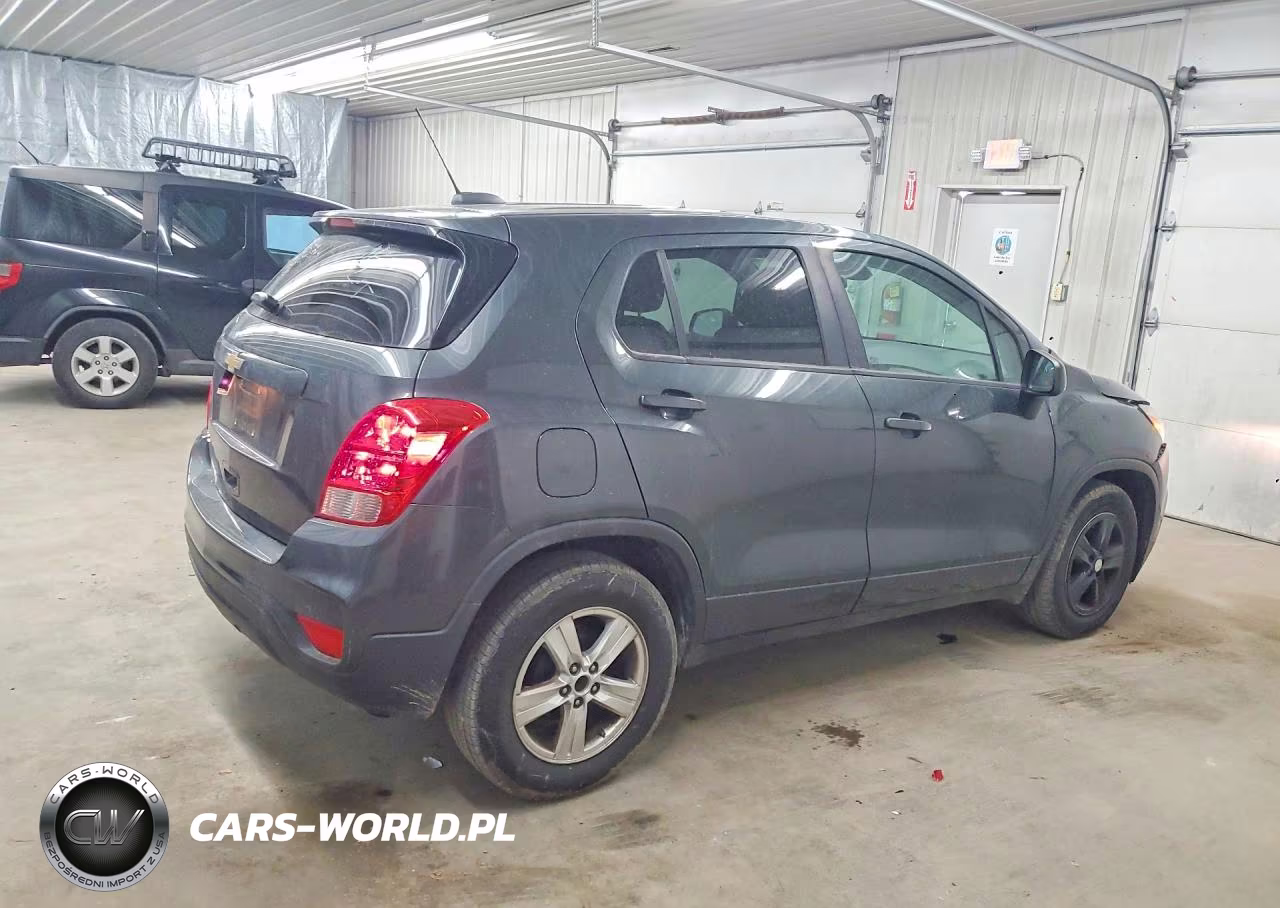 2019 Chevrolet Trax Ls VIN:3GNCJKSB0KL254504 - 3
