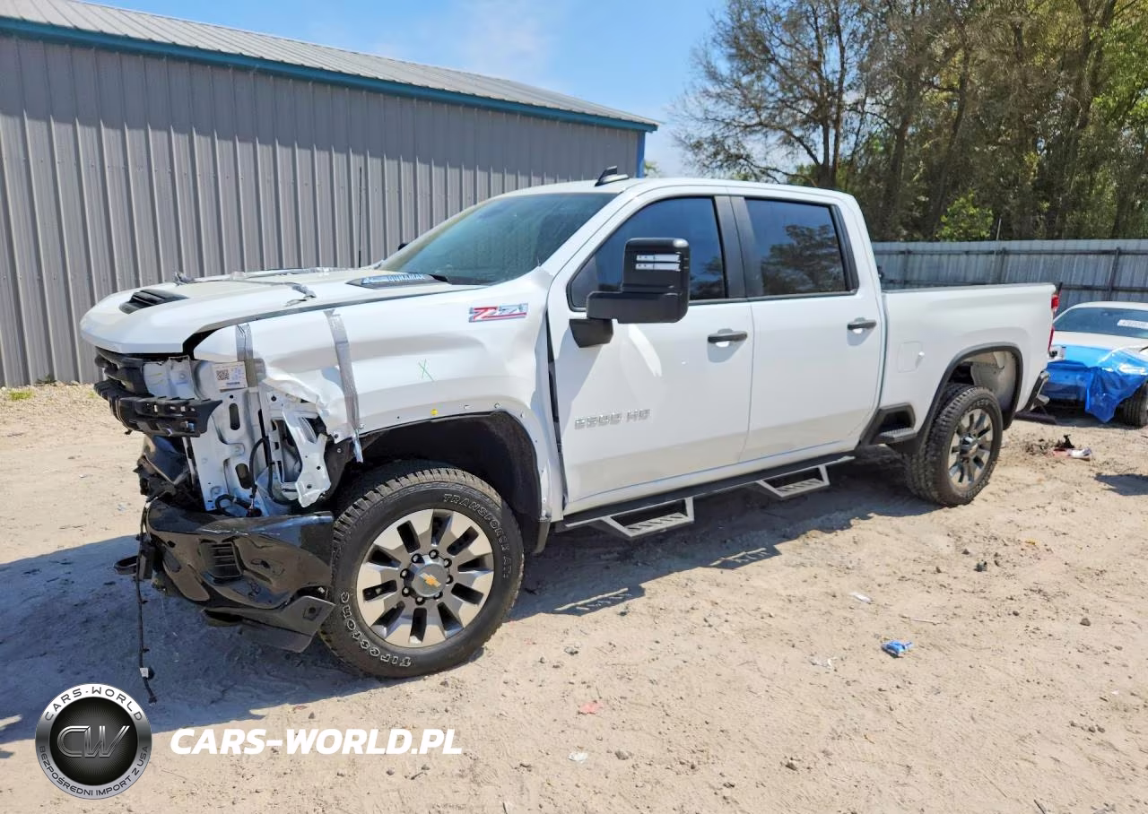 2024 Chevrolet Silverado K2500 Custom