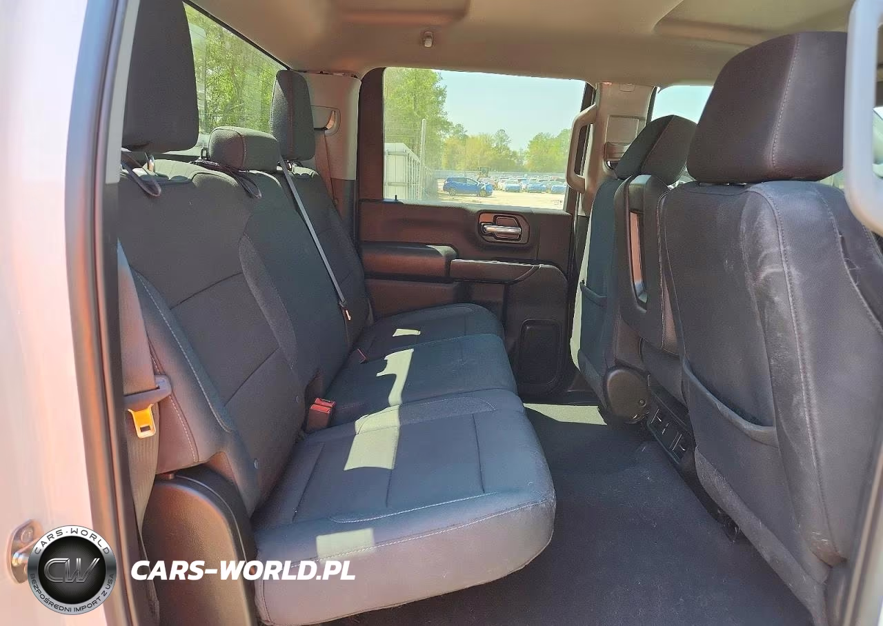 2024 Chevrolet Silverado K2500 Custom VIN:1GC4YMEY2RF274682 - 10