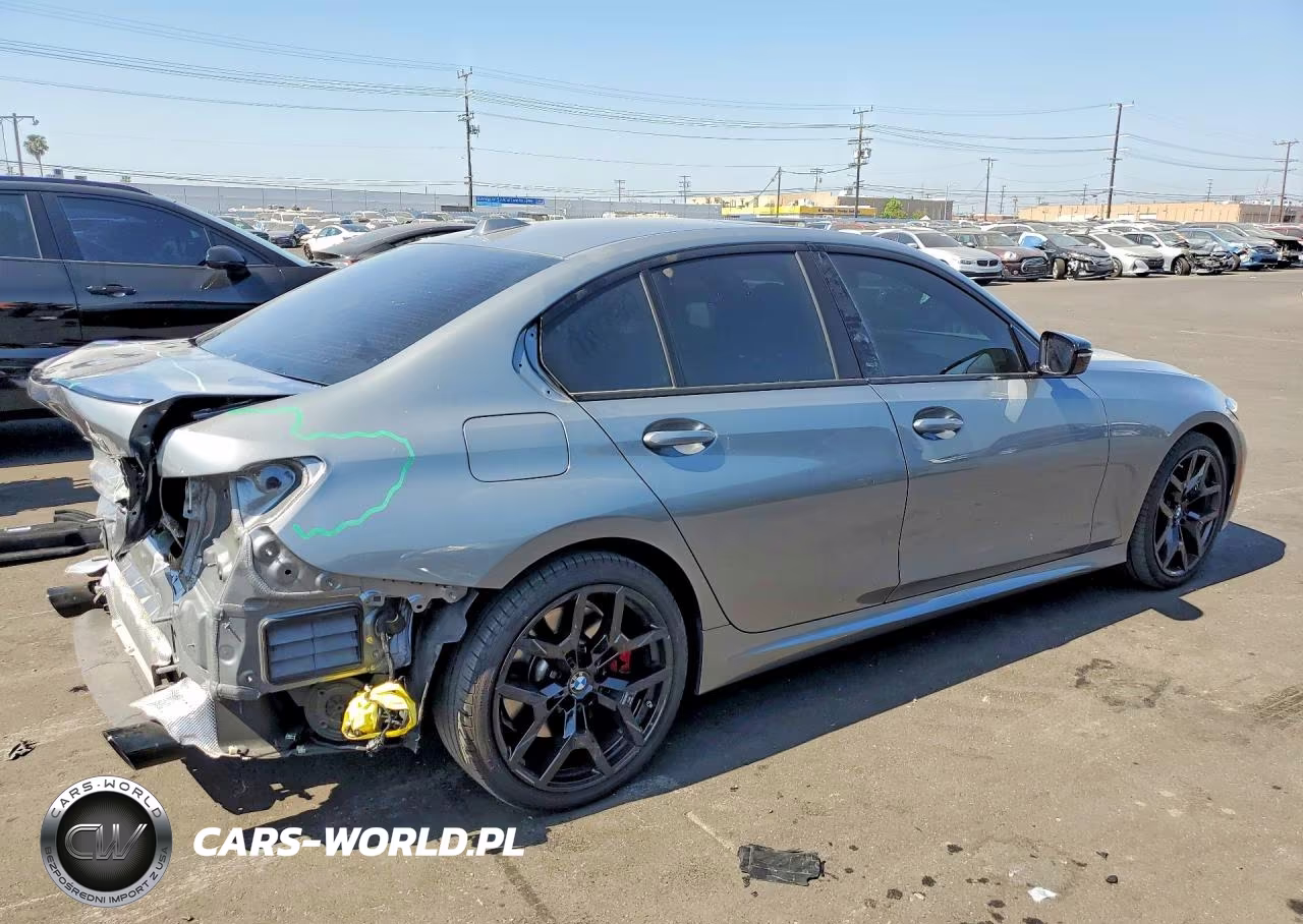 2025 BMW 330I VIN:3MW69CW08S8F39030 - 3