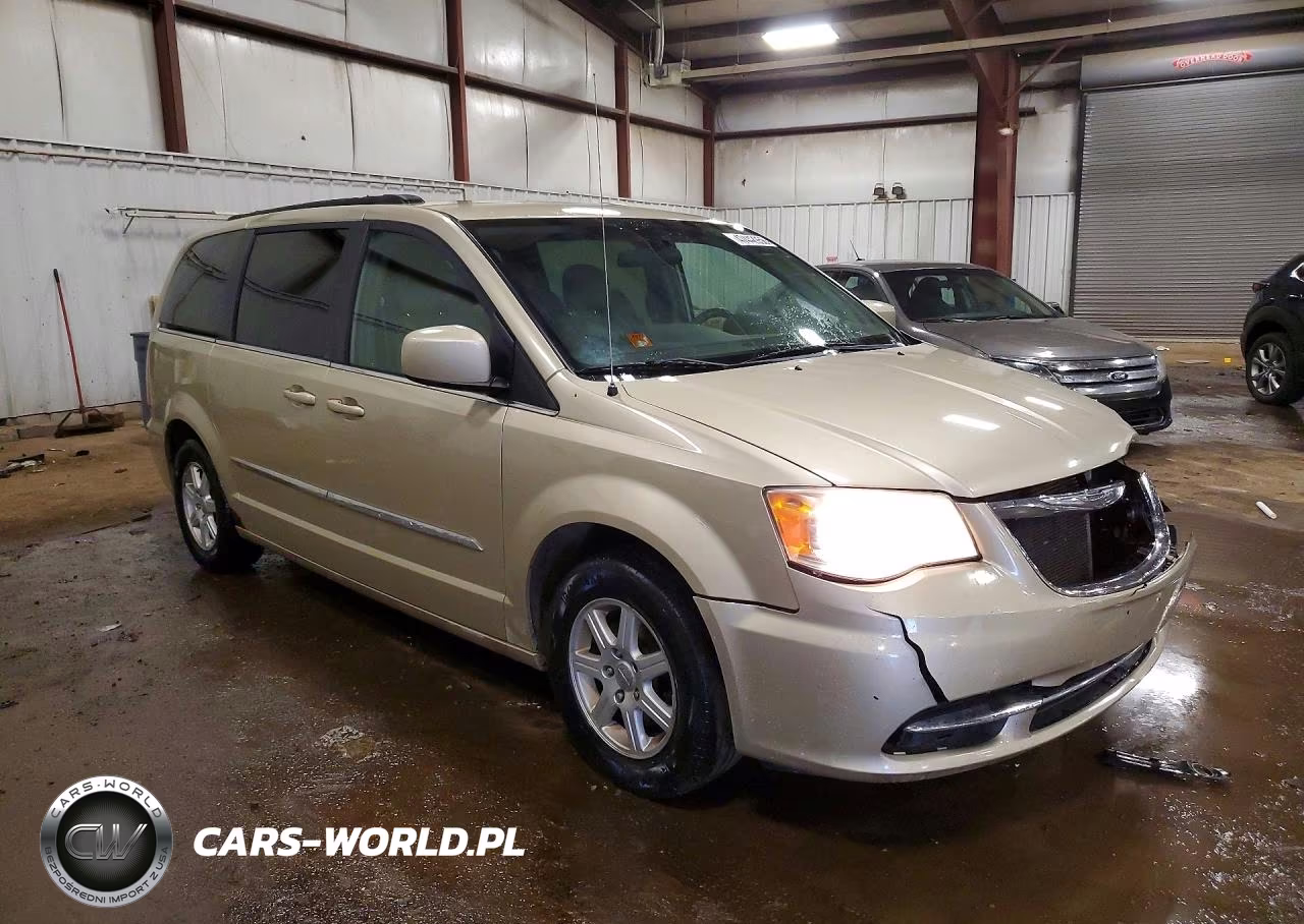 2011 Chrysler Town & Country Touring VIN:2A4RR5DG5BR608083 - 4