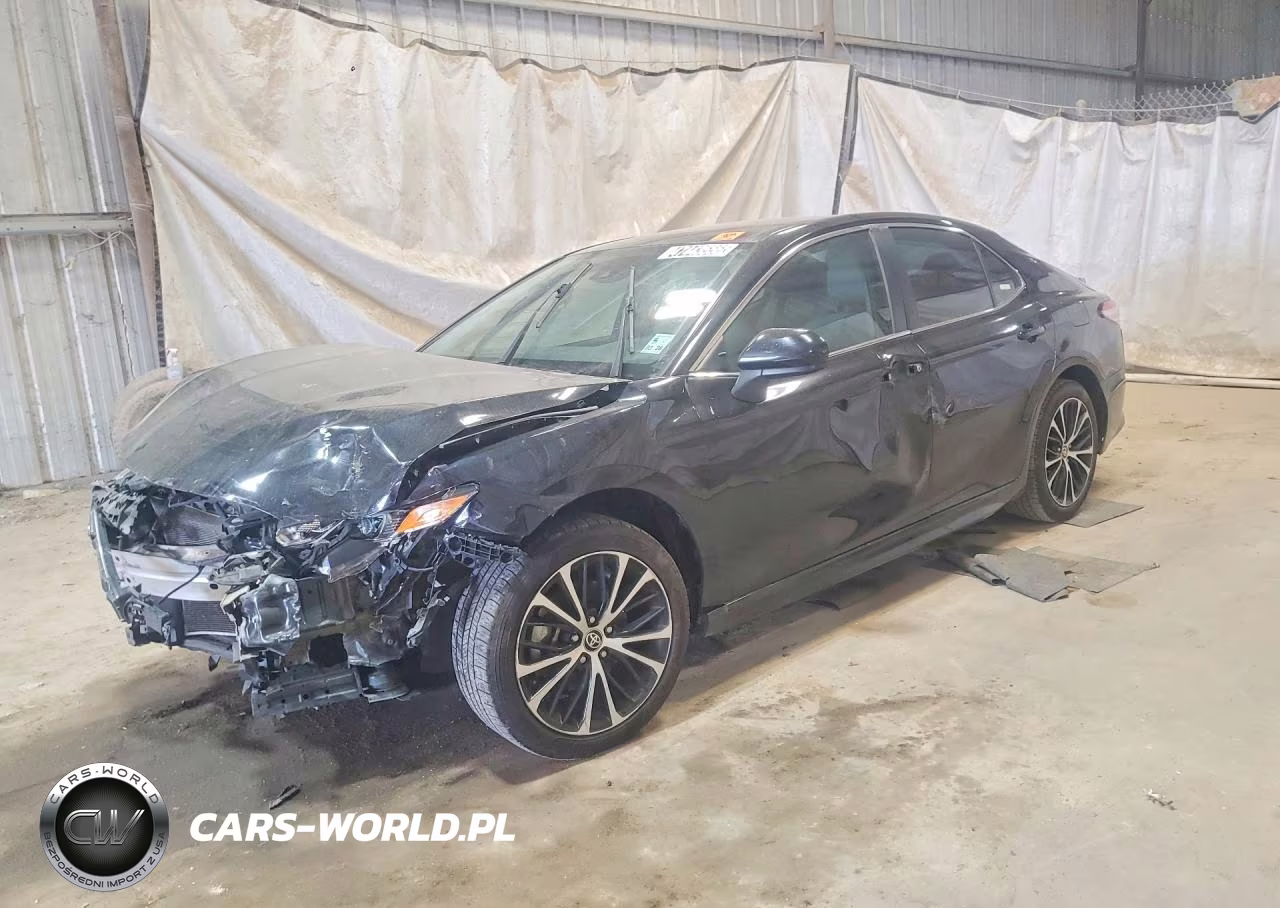 2020 Toyota Camry Se