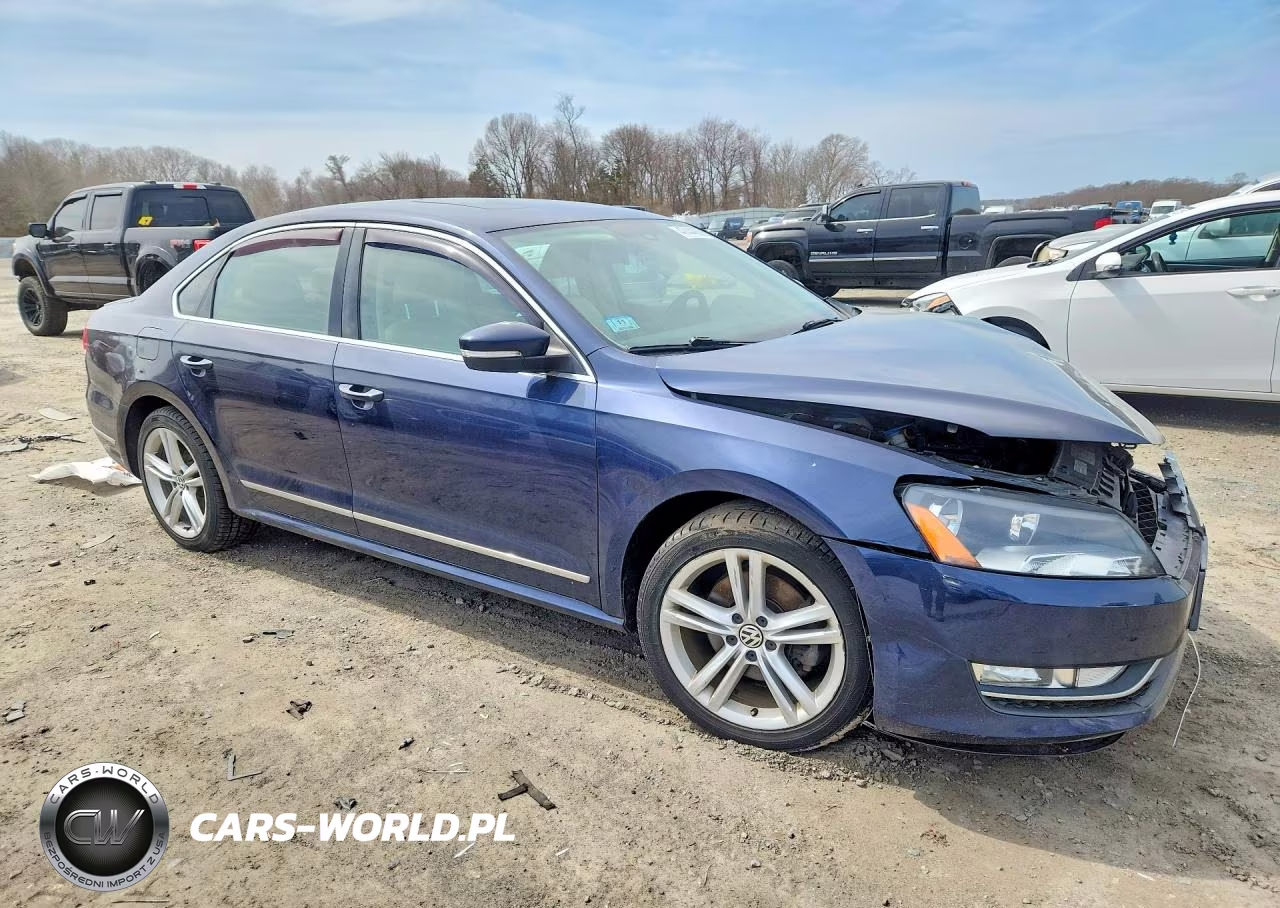 2014 Volkswagen Passat Sel VIN:1VWCT7A36EC060129 - 4